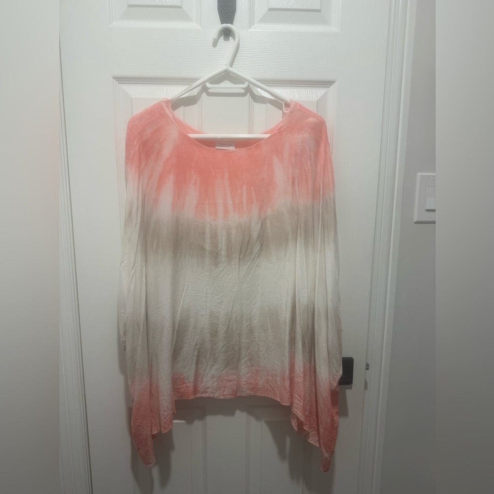 Elegant Coral and White Ombre Long Sleeve Top